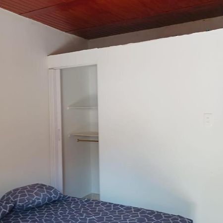 Hostal Arambulo วิลญาเวียคา ภายนอก รูปภาพ